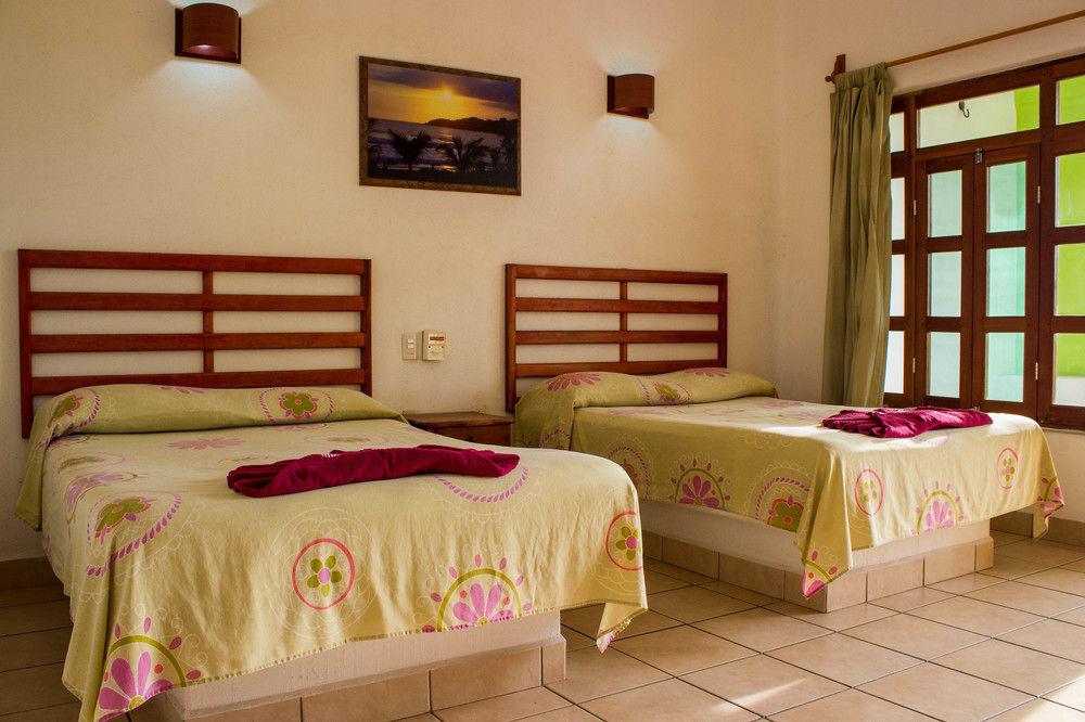 Hotel & Suites Punta Esmeralda プエルト・エスコンディード エクステリア 写真